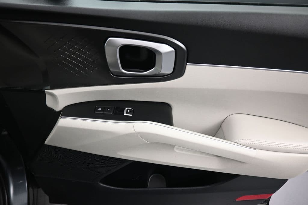 2023 Kia Sorento S, photo 54 of 73
