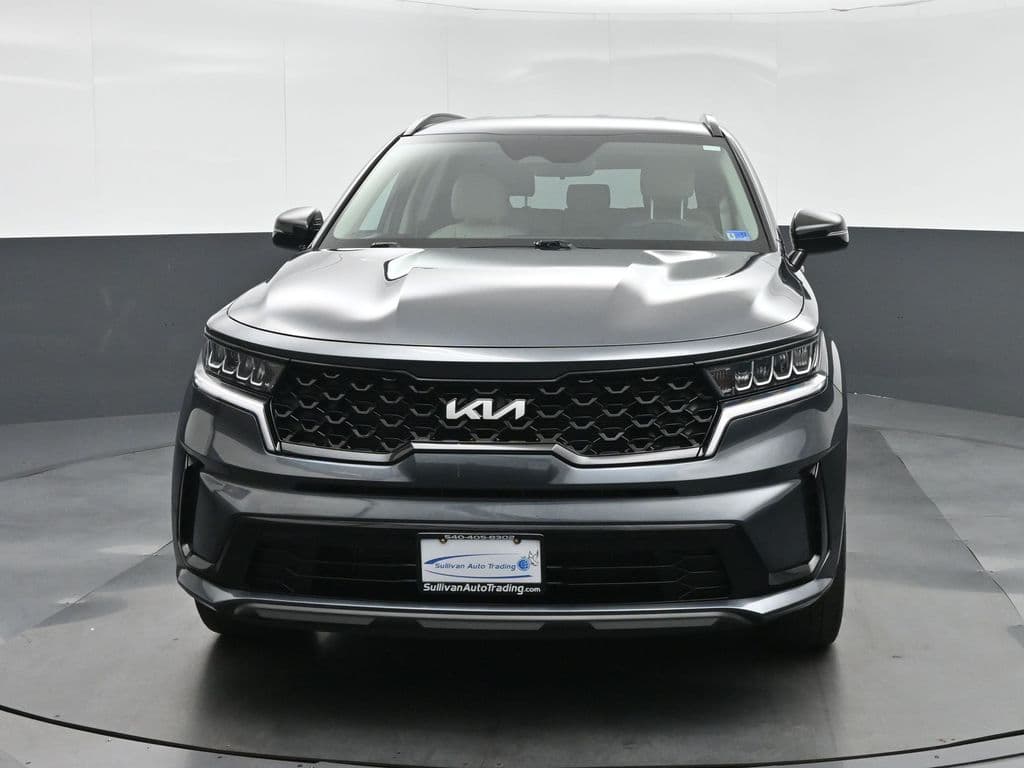 2023 Kia Sorento S, photo 2 of 73