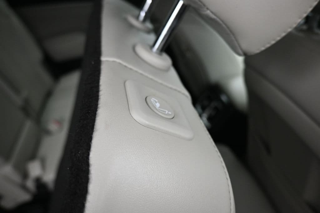 2023 Kia Sorento S, photo 47 of 73