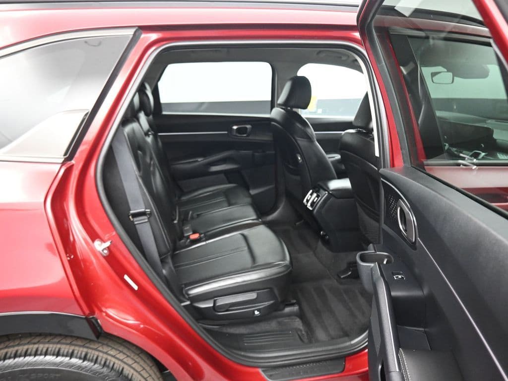 2023 Kia Sorento S, photo 45 of 71