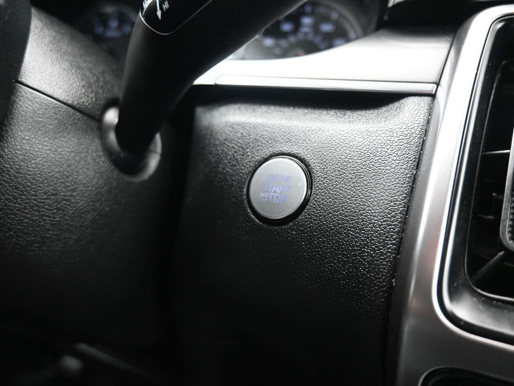 2023 Kia Sorento S, photo 24 of 71