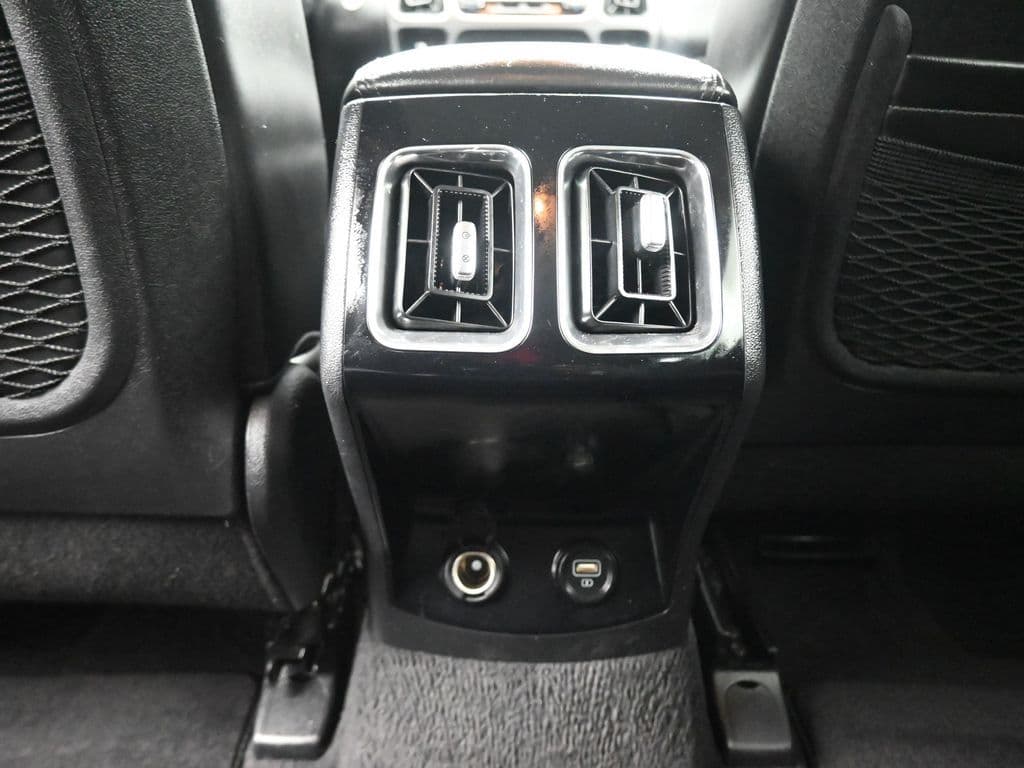 2023 Kia Sorento S, photo 36 of 71