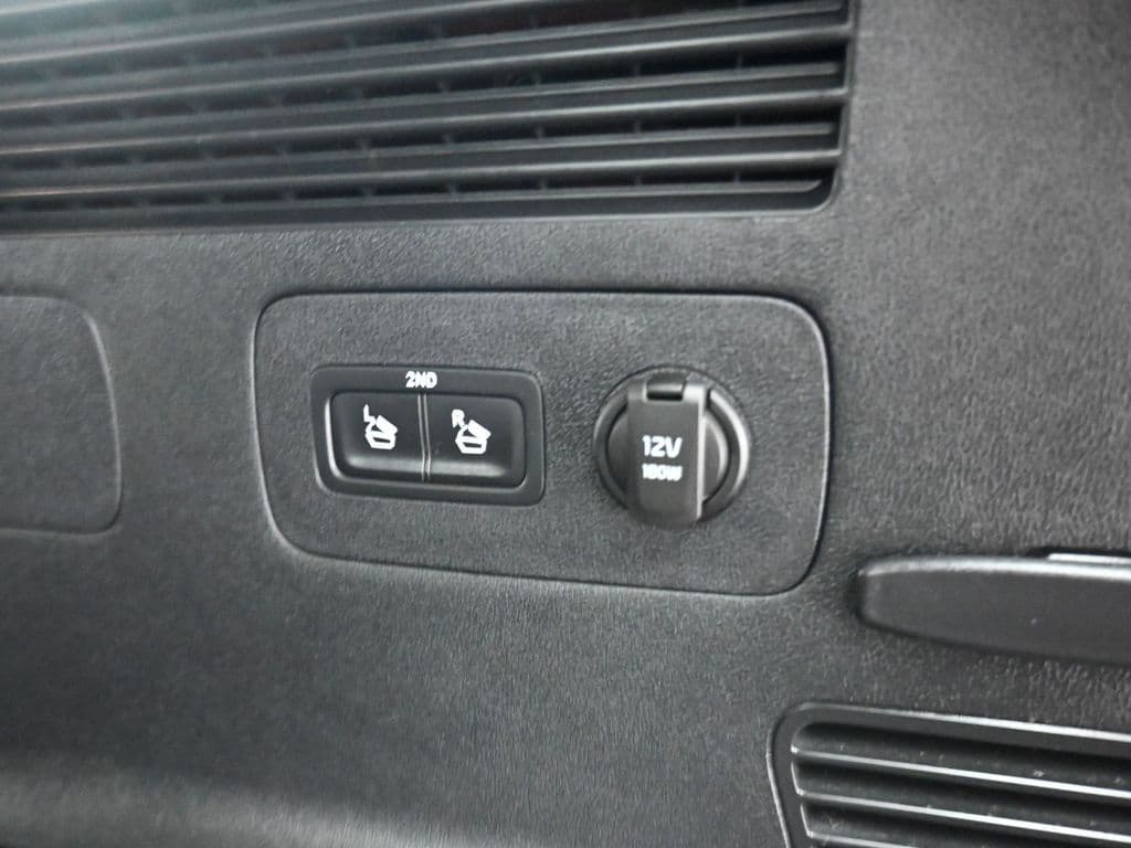 2023 Kia Sorento S, photo 57 of 71