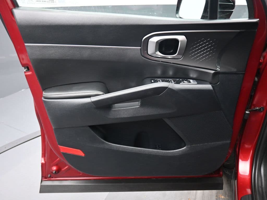 2023 Kia Sorento S, photo 9 of 71