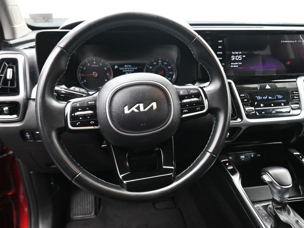 2023 Kia Sorento S, photo 14 of 71