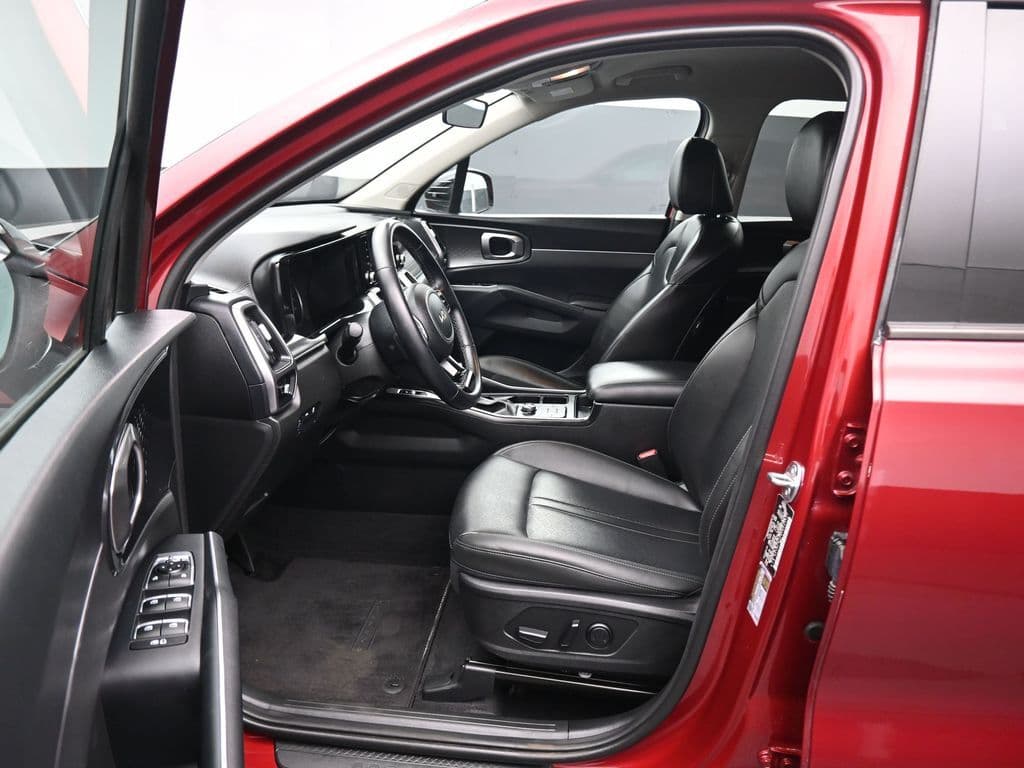 2023 Kia Sorento S, photo 11 of 71