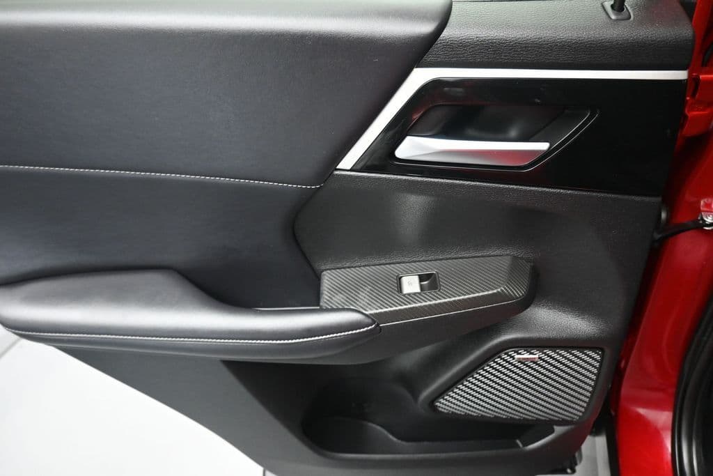 2025 Mitsubishi Outlander Trail Edition, photo 33 of 72