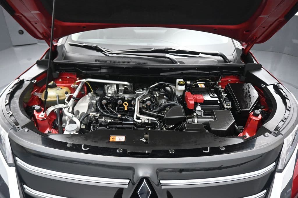 2025 Mitsubishi Outlander Trail Edition, photo 61 of 72