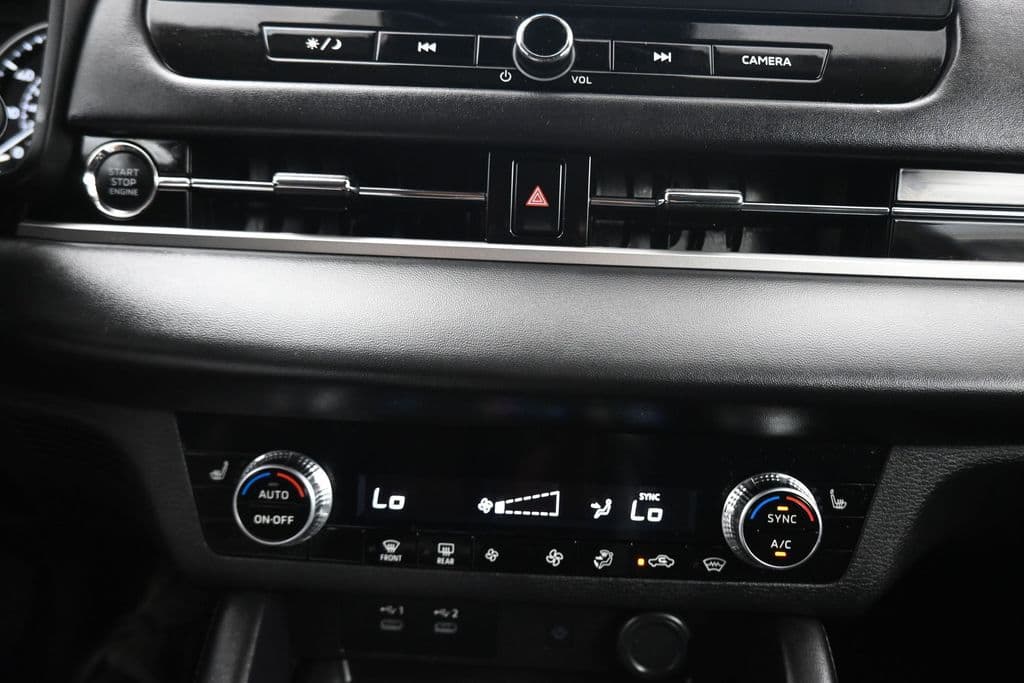 2025 Mitsubishi Outlander Trail Edition, photo 24 of 72