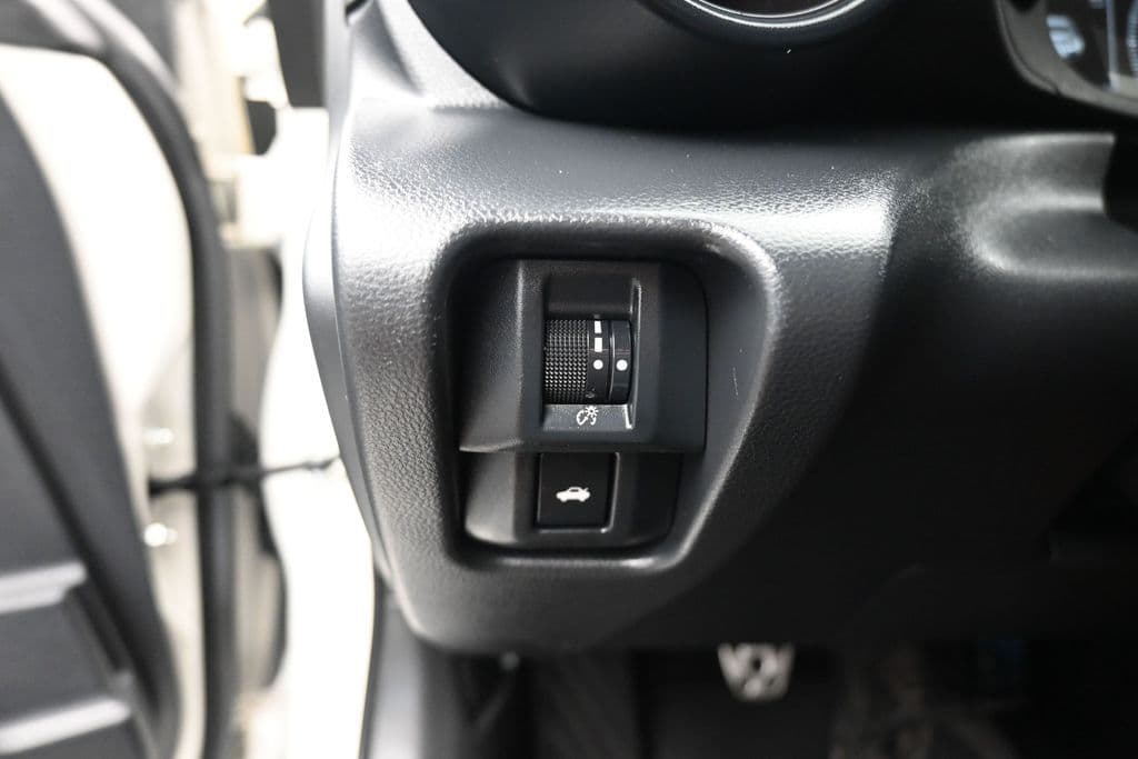 2025 Toyota GR86 Premium, photo 24 of 51