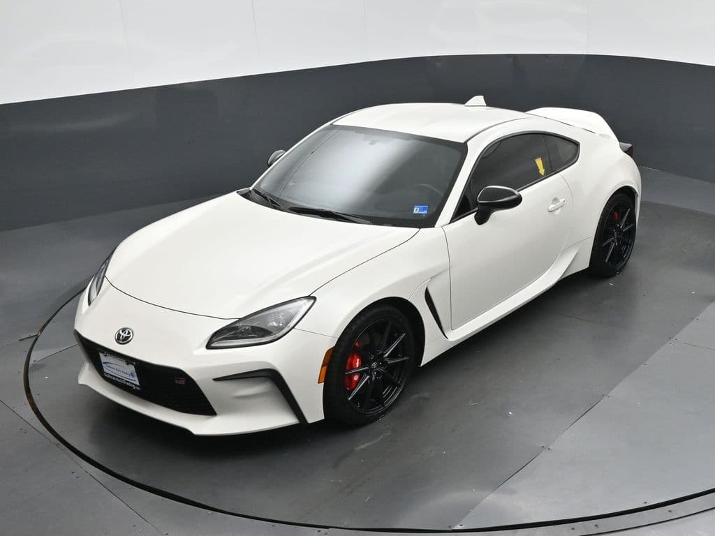 2025 Toyota GR86 Premium, photo 49 of 51
