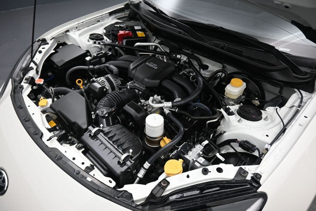 2025 Toyota GR86 Premium, photo 41 of 51