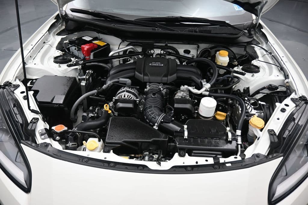 2025 Toyota GR86 Premium, photo 40 of 51