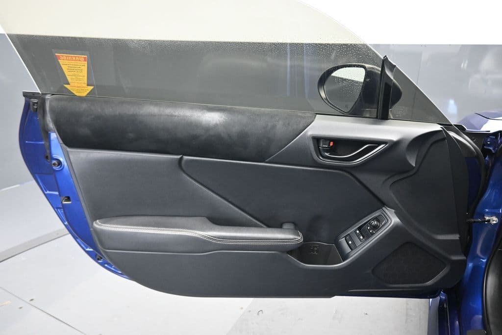 2022 Toyota GR86 Premium, photo 9 of 51