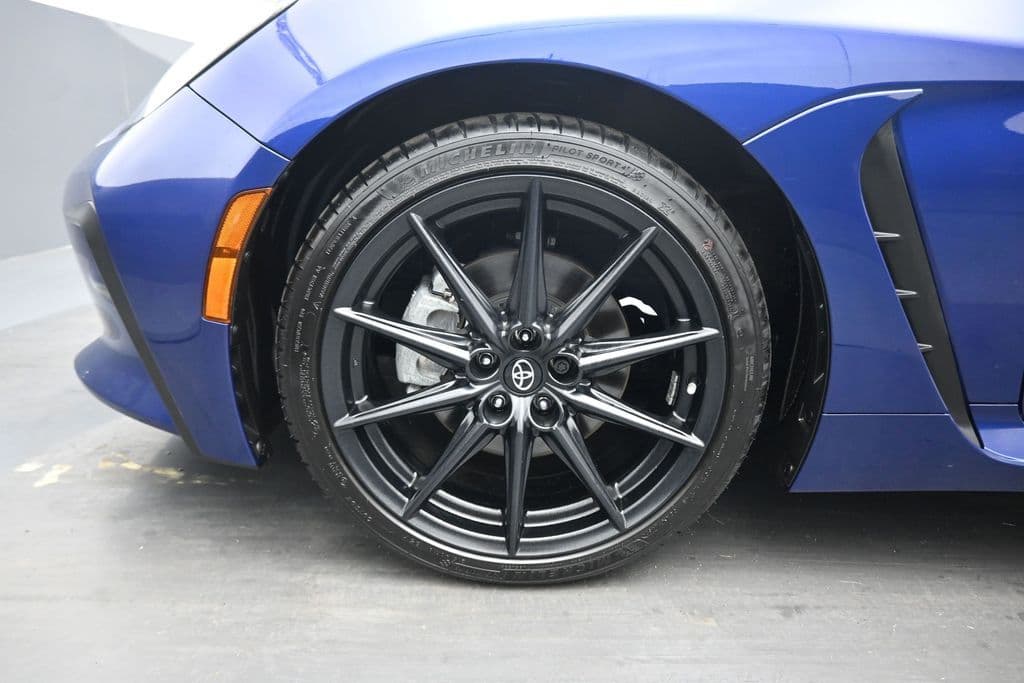 2025 Toyota GR86 Premium, photo 41 of 50