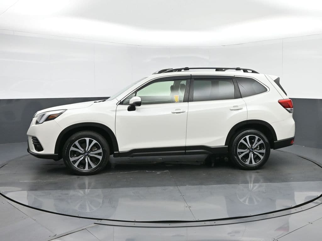 2022 Subaru Forester Limited, photo 4 of 62