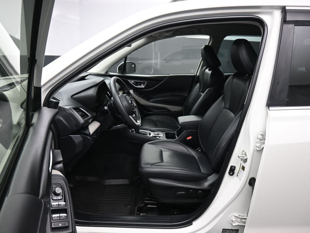 2022 Subaru Forester Limited, photo 12 of 62