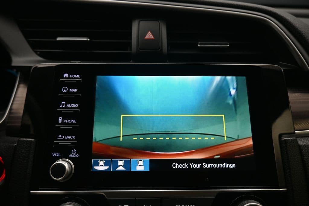 2019 Honda Civic Touring, photo 21 of 64