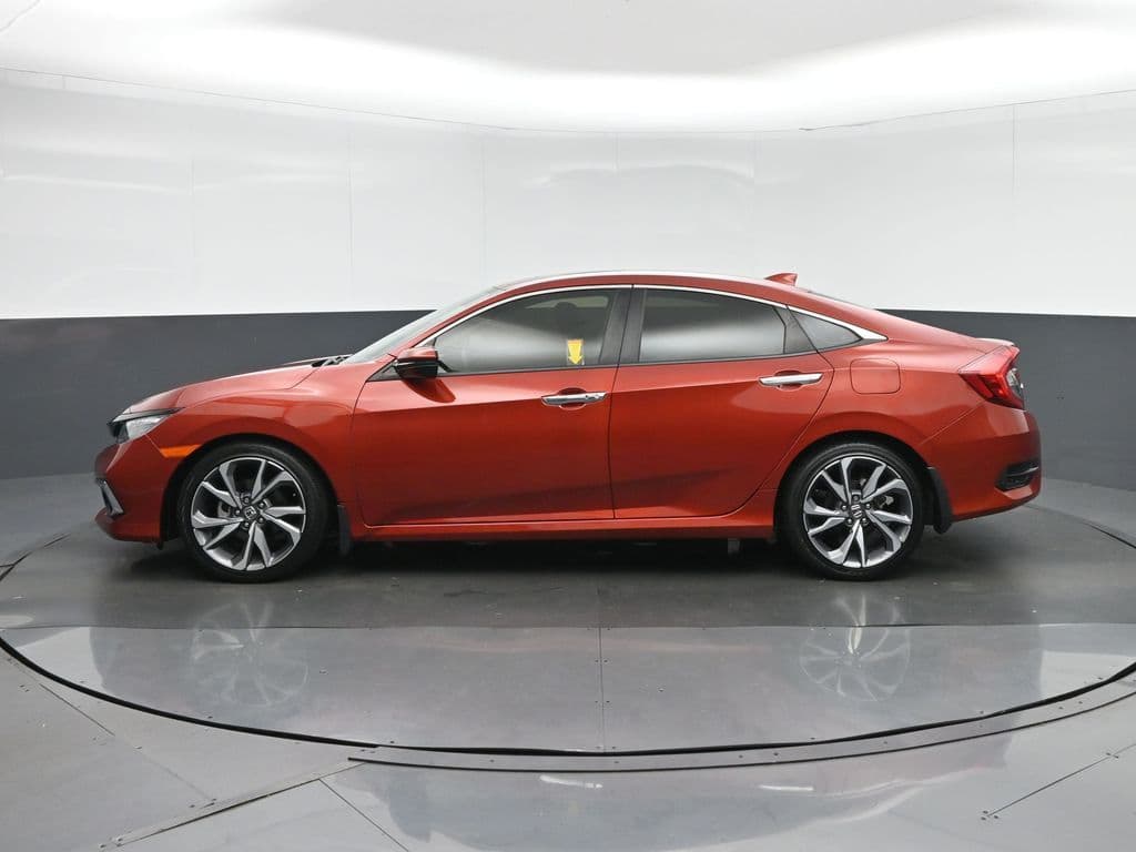 2019 Honda Civic Touring, photo 4 of 64