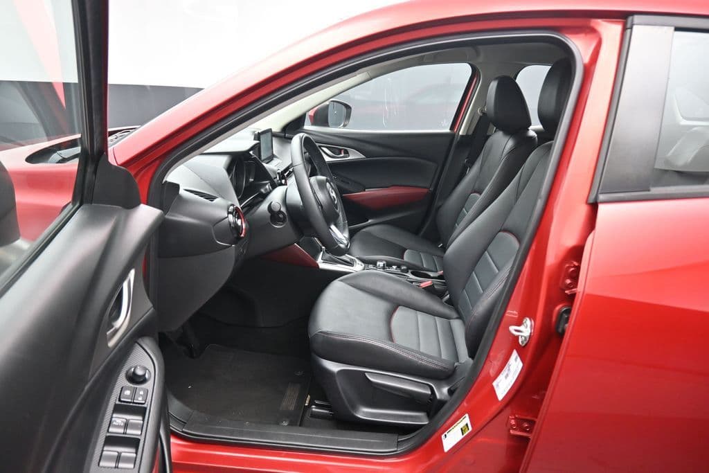2018 Mazda CX-3 Touring, photo 11 of 50