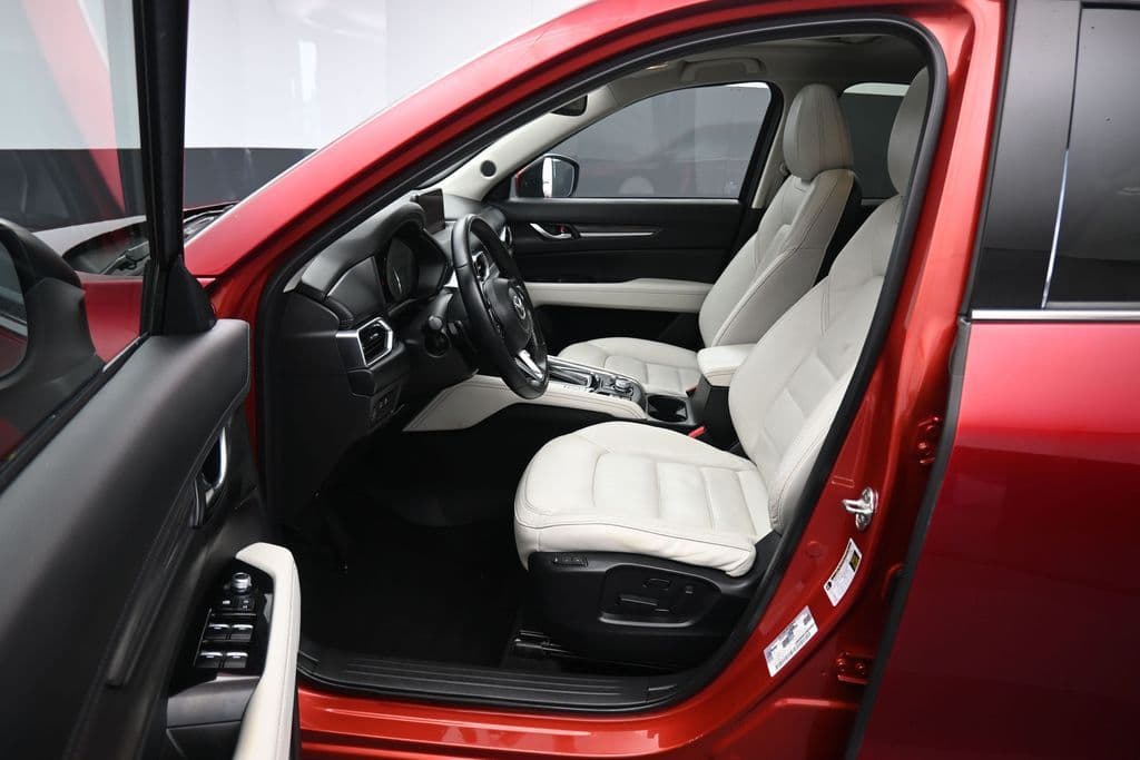 2020 Mazda CX-5 Grand Touring, photo 12 of 63