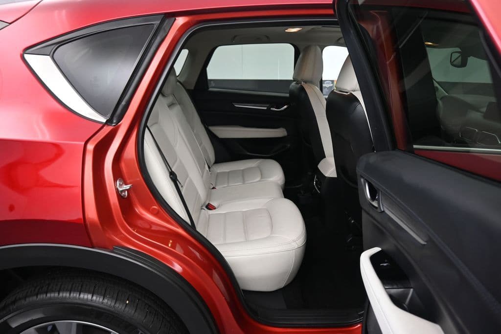 2020 Mazda CX-5 Grand Touring, photo 36 of 63