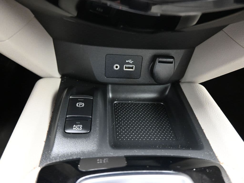 2022 Nissan Rogue Sport SV, photo 19 of 55