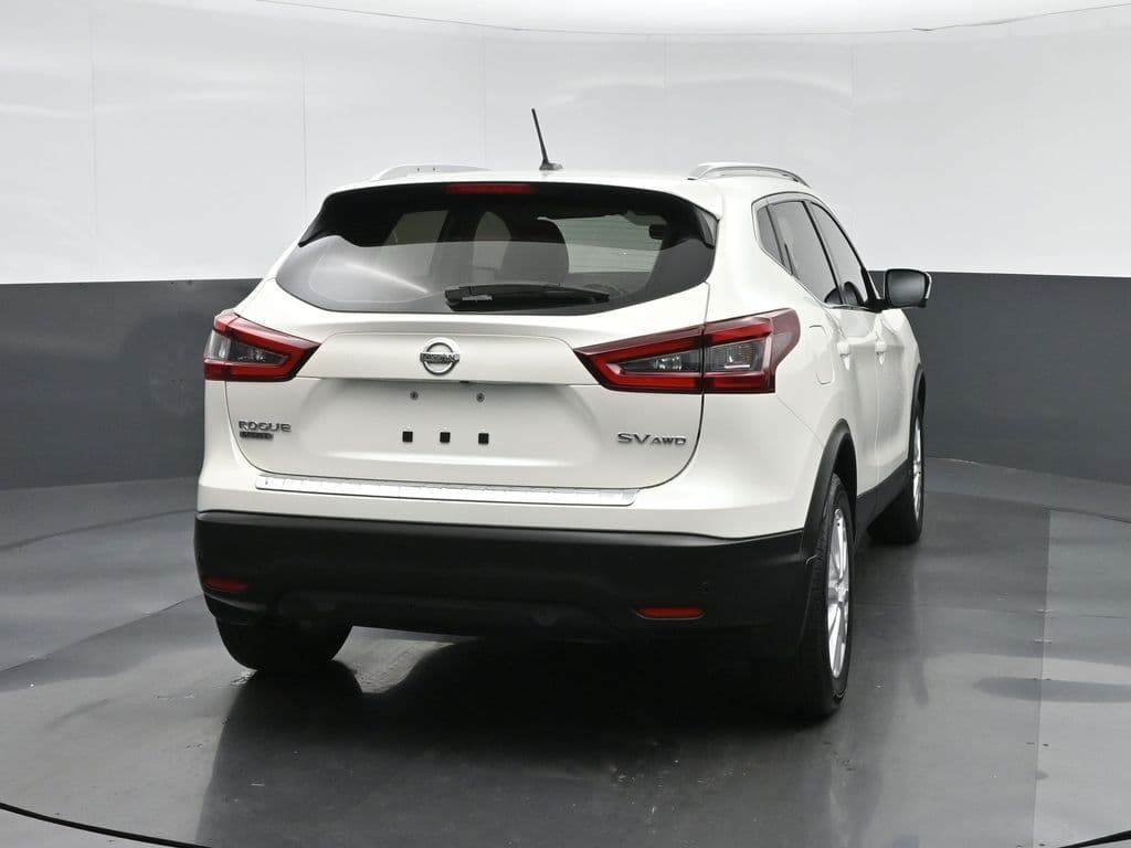 2022 Nissan Rogue Sport SV, photo 6 of 55
