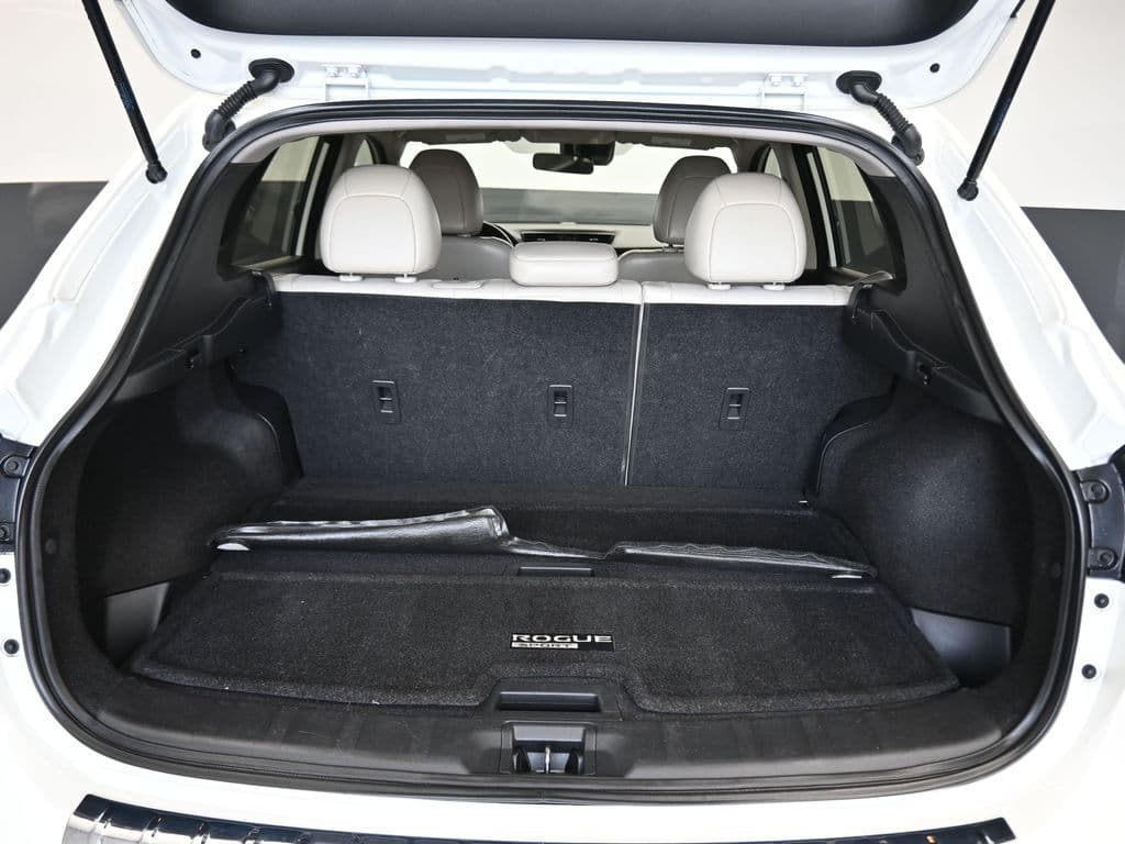 2022 Nissan Rogue Sport SV, photo 40 of 55