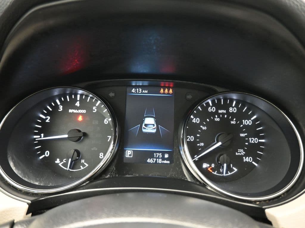 2022 Nissan Rogue Sport SV, photo 15 of 55