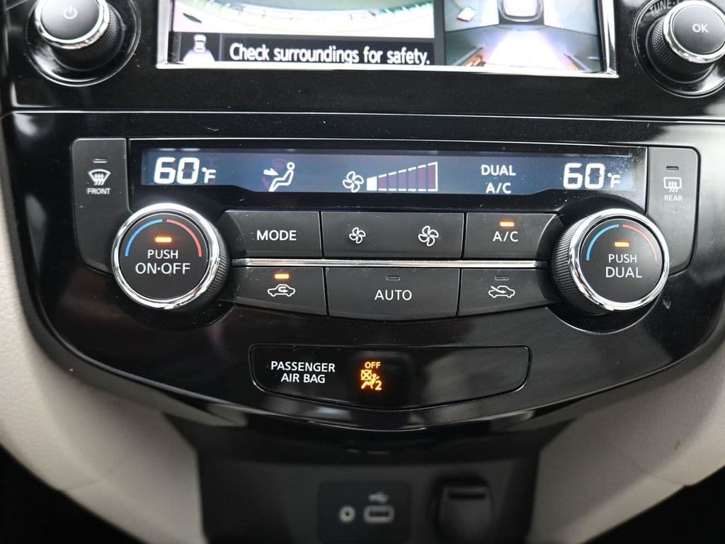 2022 Nissan Rogue Sport SV, photo 18 of 55