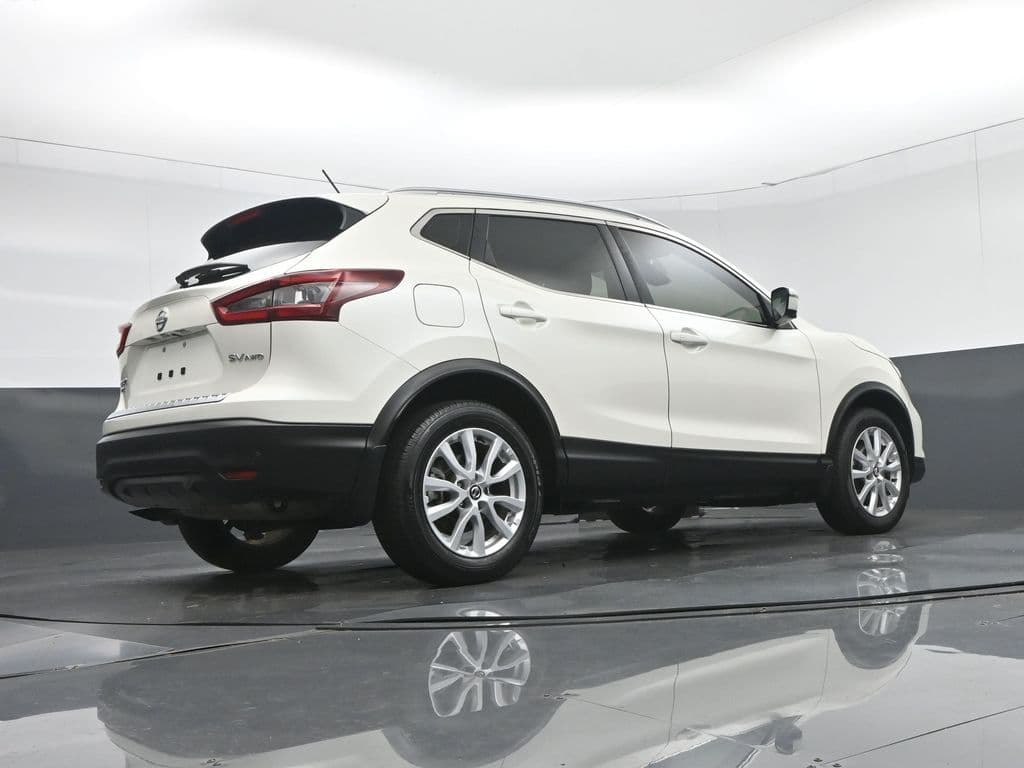 2022 Nissan Rogue Sport SV, photo 51 of 55