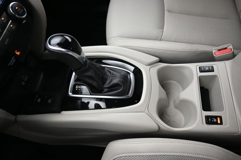 2022 Nissan Rogue Sport SL, photo 25 of 58