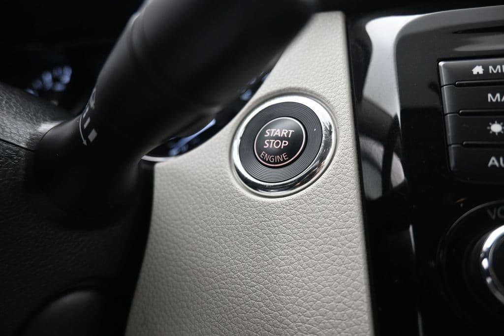 2022 Nissan Rogue Sport SL, photo 23 of 58