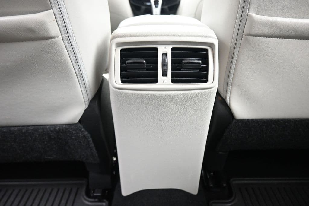 2022 Nissan Rogue Sport SL, photo 36 of 58