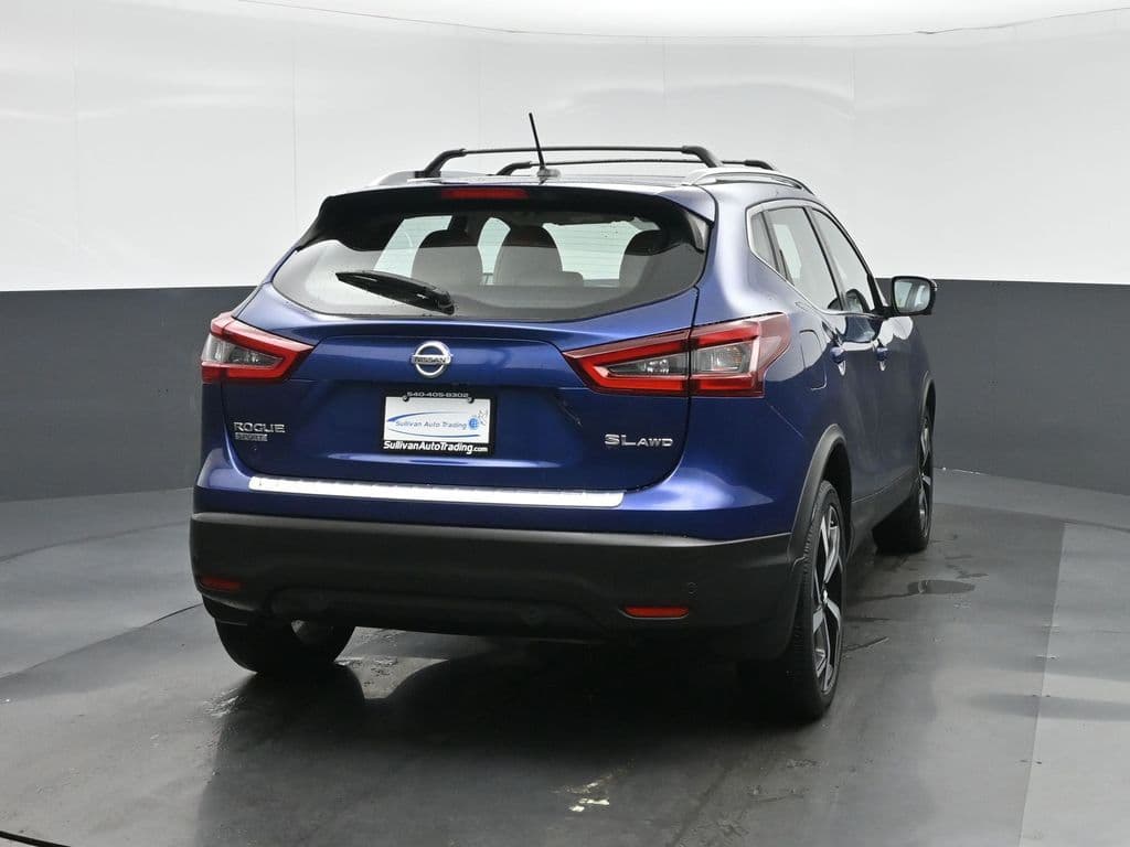 2022 Nissan Rogue Sport SL, photo 6 of 58