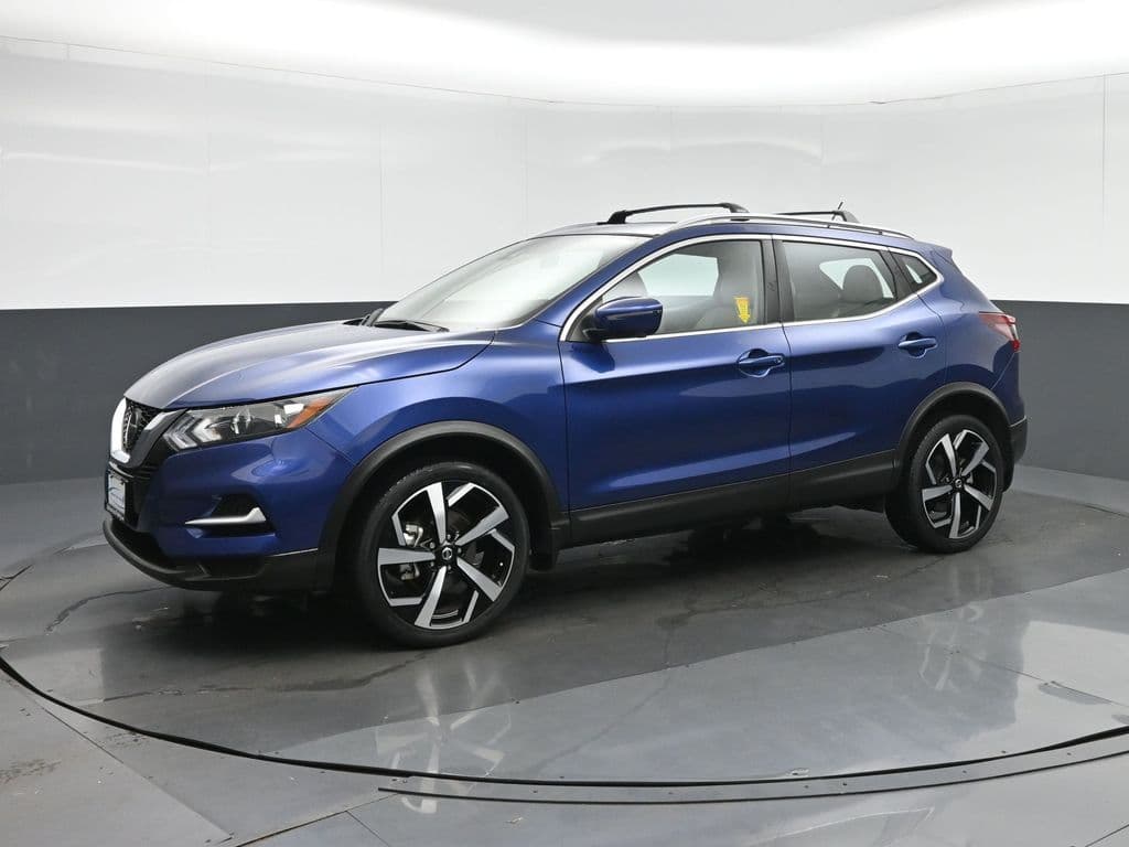 2022 Nissan Rogue Sport SL, photo 3 of 58