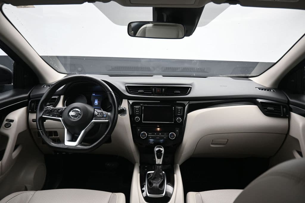 2022 Nissan Rogue Sport SL, photo 40 of 58