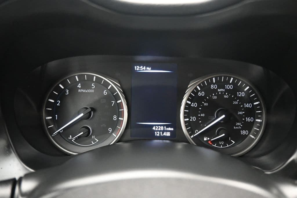 2021 INFINITI Q50 3.0t Signature Edition, photo 16 of 63