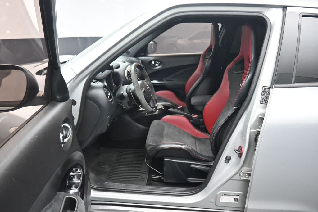 2014 Nissan Juke NISMO RS, photo 11 of 48