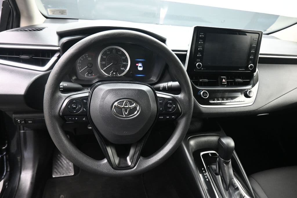 2021 Toyota Corolla LE, photo 14 of 55