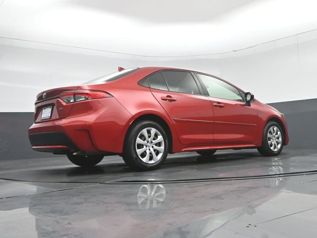 2021 Toyota Corolla LE, photo 51 of 55