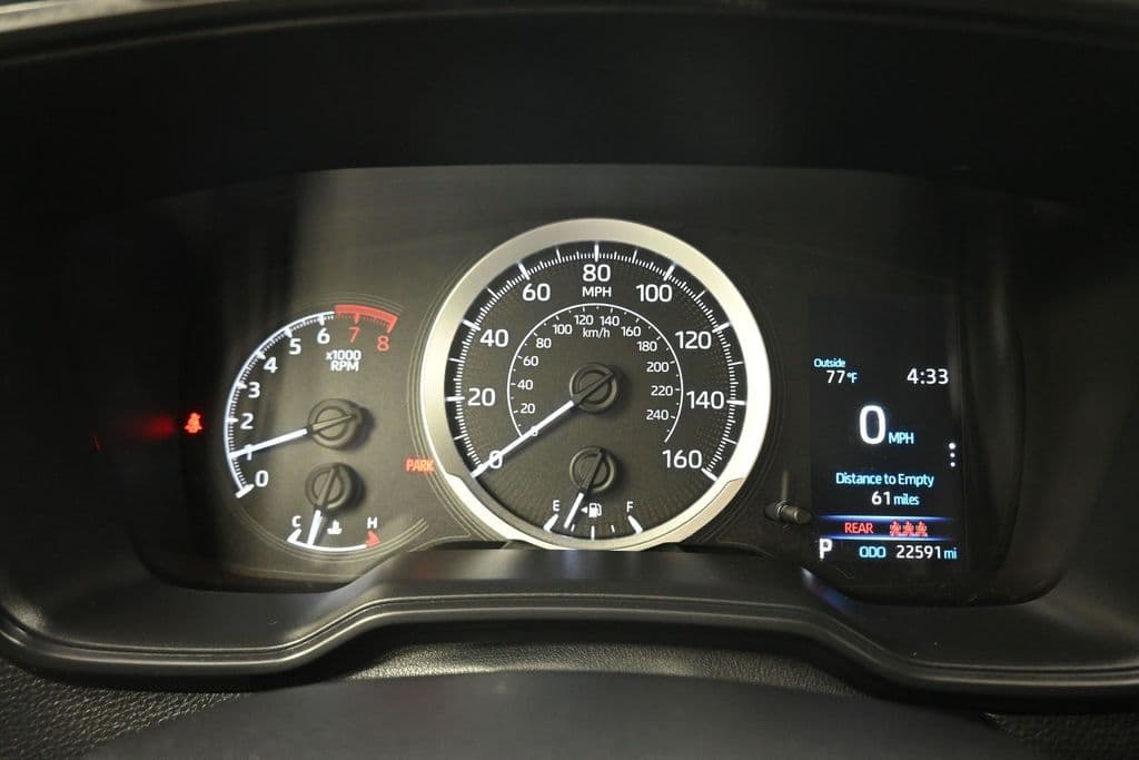 2021 Toyota Corolla LE, photo 16 of 55