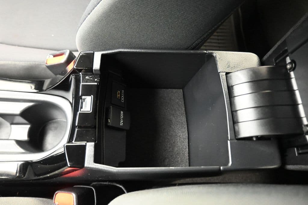 2021 Toyota Corolla LE, photo 23 of 55