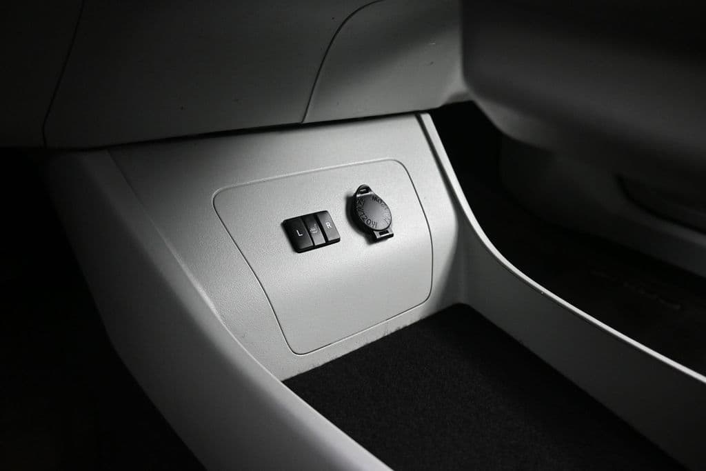 2012 Toyota Prius Four, photo 21 of 51