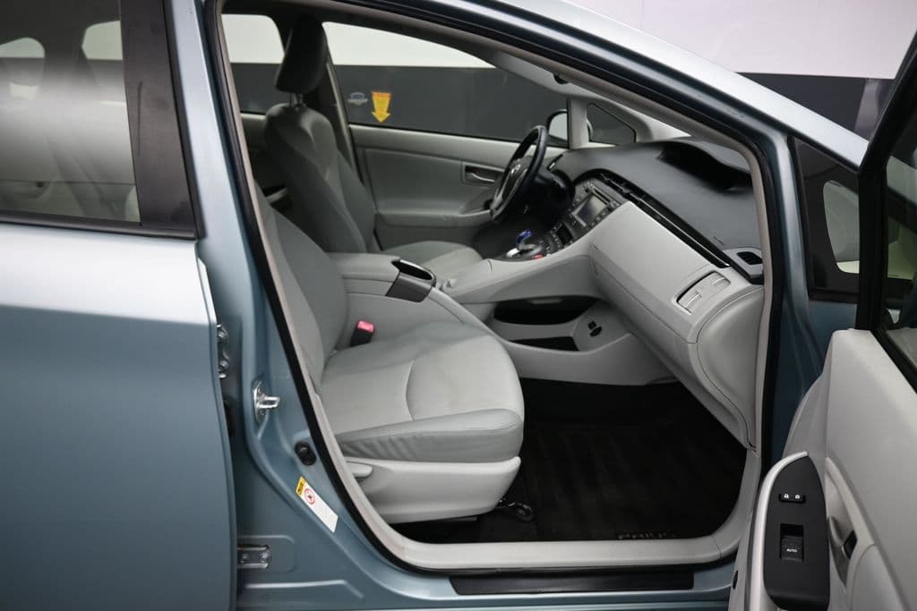 2012 Toyota Prius Four, photo 35 of 51