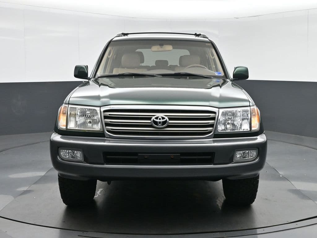2004 Toyota Land Cruiser Base, photo 2 of 57