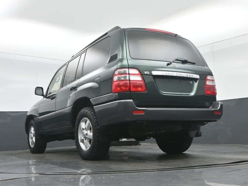 2004 Toyota Land Cruiser Base, photo 52 of 57