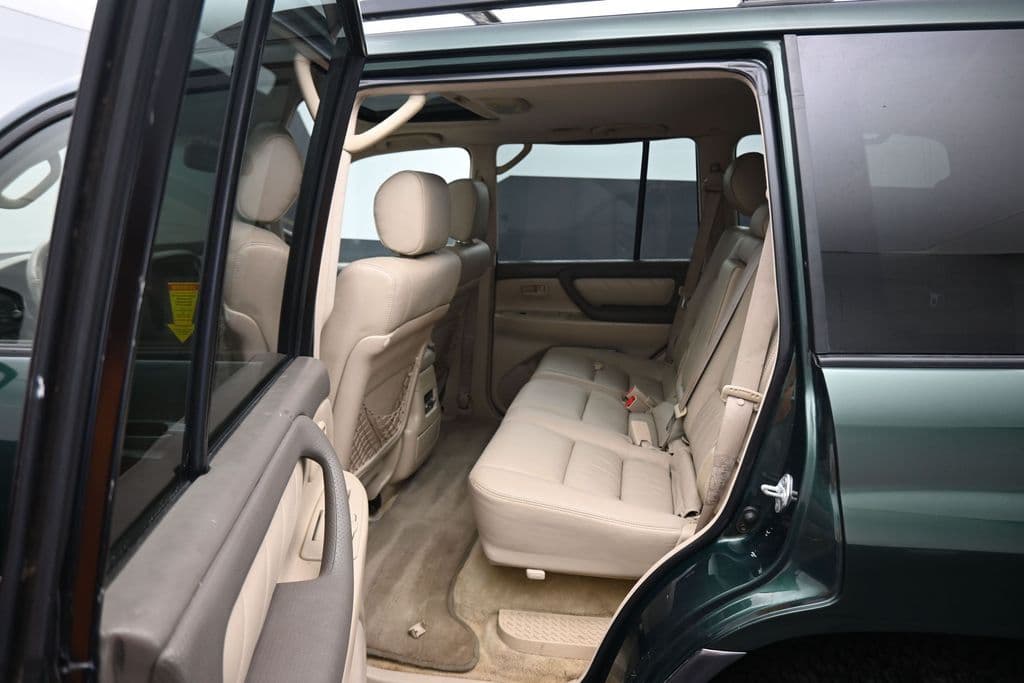 2004 Toyota Land Cruiser Base, photo 30 of 57