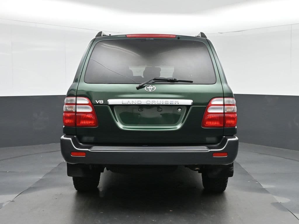 2004 Toyota Land Cruiser Base, photo 6 of 57